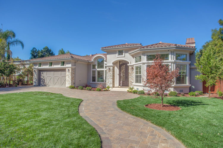L7 Home Ivy Front Exterior