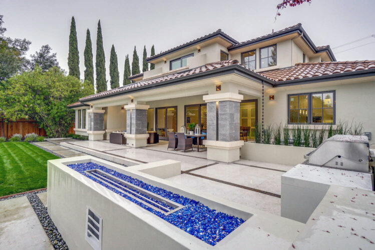 pa-large-164-35-Backyard-1498x1000-72dpi
