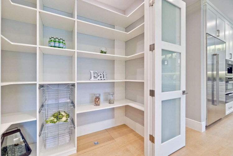pa1-large-095-117-Pantry-1498x1000-72dpi